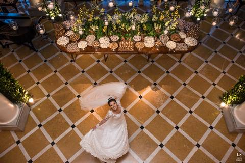 sapato-noiva-carol-hungria-bride-dress-wedding-casamento-rio-de-janeiro-copacabana-palace-belmond-fotografo-groom'