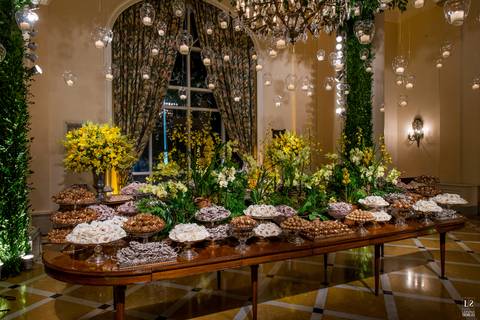 decoração-daniel-cruz-copacabana-palace-lonarte-eventos-twolights-hortoart-a-roseira-eliana-lipiani-velas-festah-moveis-louzieh-doces-brigadeiro-fabiana-dangelo-elvira-bona-olenka-brownies-cristinaguinle-denise-do-rego-macedo-'