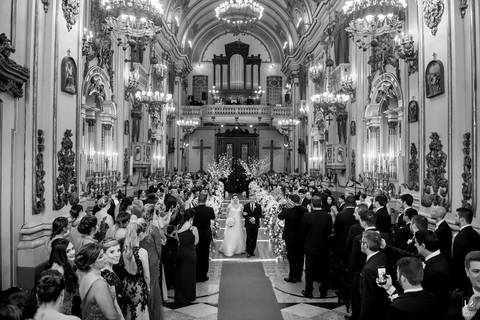 Delfim-moreira-orquestra-noiva-carol-hungria-bride-dress-wedding-casamento-rio-de-janeiro-copacabana-palace-belmond-fotografo-groom-igreja-são-jose'