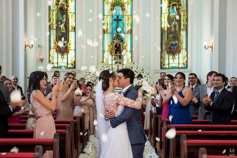 carol-hungria-vestido-noiva-dress-wedding-entrada-noiva-cerimônia-dark-costa-padre-zé-pereira-josé'