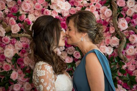 ingrid-carol-hungria-eugenia-guerreira-mini-weddind-dress-vestido-noiva-thiago-firmor-dark-costa-espaco7zero6'