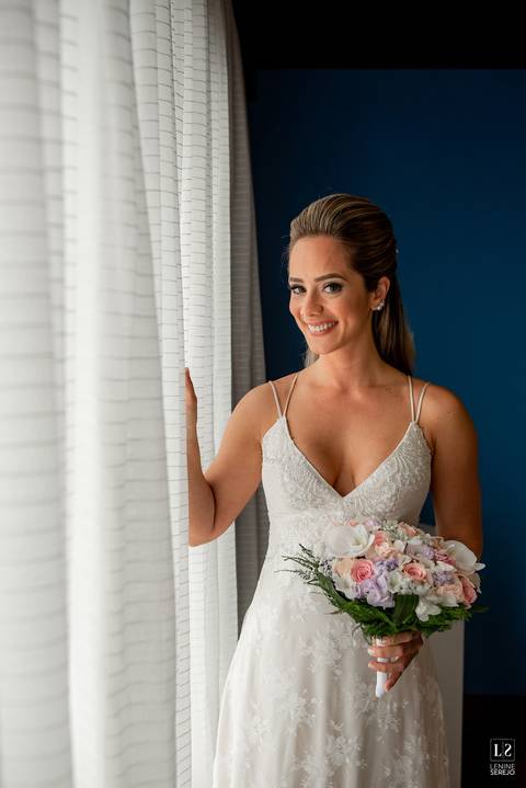 noiva-casamento-buzios-praia-rj-rio-de-janeiro-lenine-serejo-fotografo-vestido-antonio-monteyro'