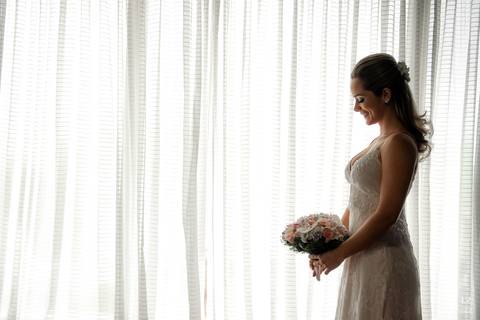 noiva-casamento-buzios-praia-rj-rio-de-janeiro-lenine-serejo-fotografo-vestido-antonio-monteyro'
