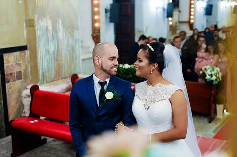 momentos marcantes do casamento na igreja'