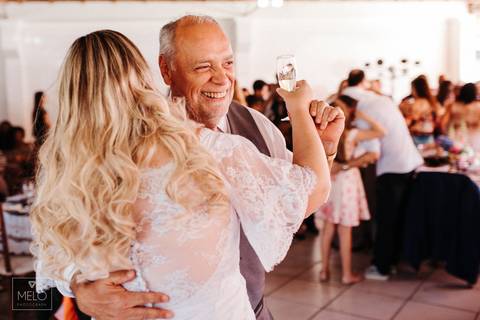 casamento; noiva; noivo; dia; natureza; valeria de almeida; fotografia de casamento; casamento RJ; Casamento Barra Mansa; Fotografo de Casamento; Elci Noivas; Wedding; Casamento de Dia; Decoração de Casamento; Buffet de Casamento'