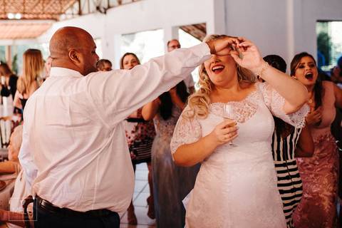 casamento; noiva; noivo; dia; natureza; valeria de almeida; fotografia de casamento; casamento RJ; Casamento Barra Mansa; Fotografo de Casamento; Elci Noivas; Wedding; Casamento de Dia; Decoração de Casamento; Buffet de Casamento'