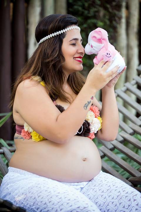 Fotografia de Gestante no Parque Botânico da Vale em Vitória feita pelo Estúdio JAMC'