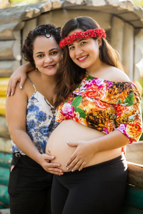 Fotografia de Gestante no Parque Botânico da Vale em Vitória feita pelo Estúdio JAMC'