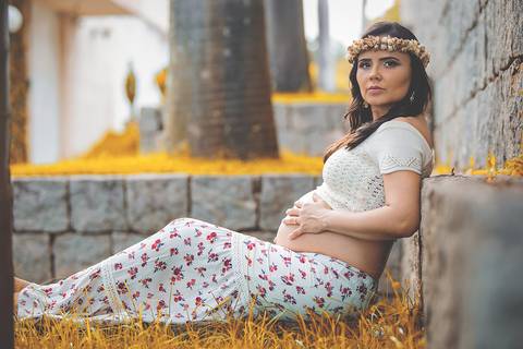 Fotografia de Gestante na Ilha do Frade,  em Vitória,  feita pelo Estúdio JAMC'