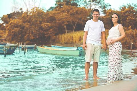 Fotografia de Gestante na Ilha do Frade,  em Vitória,  feita pelo Estúdio JAMC'