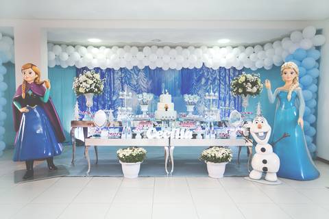 Fotografia do Aniversário da Cecilia em Vila Velha na Praia da Costa, feito pelo Estúdio JAMC.'