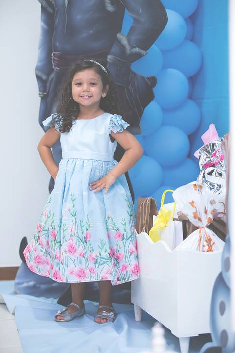 Fotografia do Aniversário da Cecilia em Vila Velha na Praia da Costa, feito pelo Estúdio JAMC.'