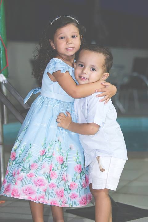 Fotografia do Aniversário da Cecilia em Vila Velha na Praia da Costa, feito pelo Estúdio JAMC.'