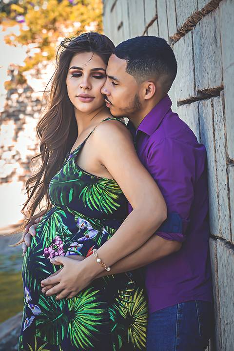 Fotografia de Gestante na Ilha do Frade,  em Vitória,  feita pelo Estúdio JAMC'