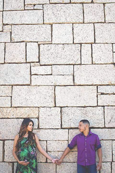 Fotografia de Gestante na Ilha do Frade,  em Vitória,  feita pelo Estúdio JAMC'