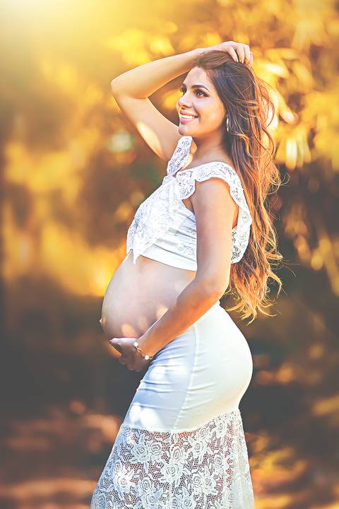 Fotografia de Gestante na Ilha do Frade,  em Vitória,  feita pelo Estúdio JAMC'