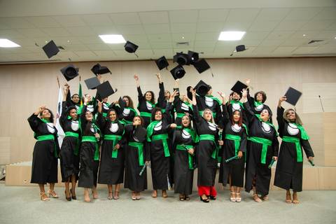 Formatura da turma 2018/2 de Serviço Social da faculdade Emescam feita pelo Studio JAMC em Vila Velha-ES'