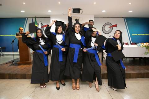 Formatura da turma 2018/2 de Publicidade Propaganda da faculdade Novo Milenio feita pelo Studio JAMC em Vila Velha-ES'