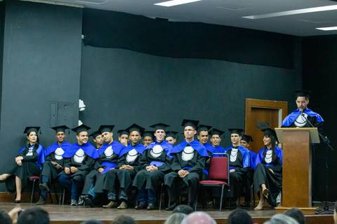 Formatura da turma 2018/2 de engenharia da faculdade Novo Milenio feita pelo Studio JAMC em Vila Velha-ES'