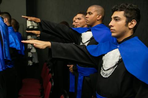 Formatura da turma 2018/2 de engenharia da faculdade Novo Milenio feita pelo Studio JAMC em Vila Velha-ES'