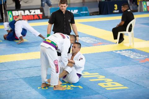  Evento Esportivo 
Campeonato internacional de jiu-jitsu promovido pelo CBJJ.
Fotografado pelo Studio JAMC.'