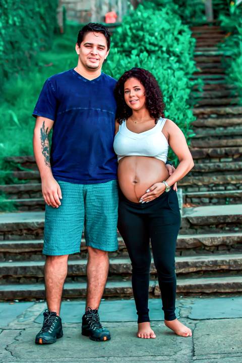 Fotografia de Gestante na Ilha do Frade,  em Vitória,  feita pelo Estúdio JAMC'