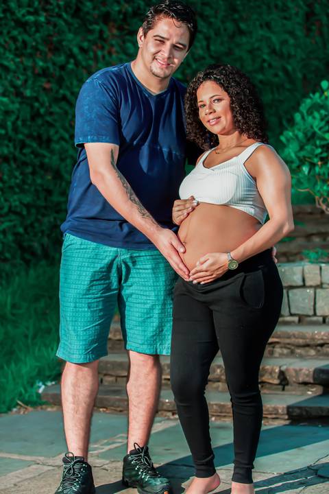 Fotografia de Gestante na Ilha do Frade,  em Vitória,  feita pelo Estúdio JAMC'