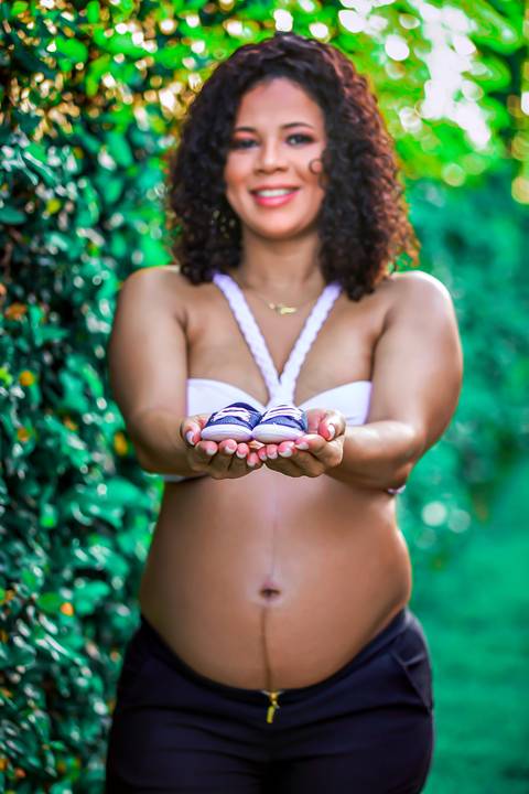 Fotografia de Gestante na Ilha do Frade,  em Vitória,  feita pelo Estúdio JAMC'