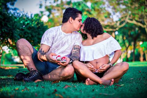 Fotografia de Gestante na Ilha do Frade,  em Vitória,  feita pelo Estúdio JAMC'