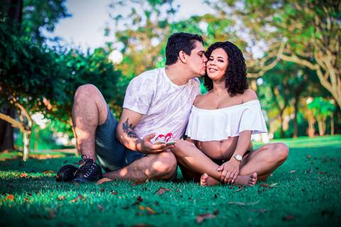 Fotografia de Gestante na Ilha do Frade,  em Vitória,  feita pelo Estúdio JAMC'