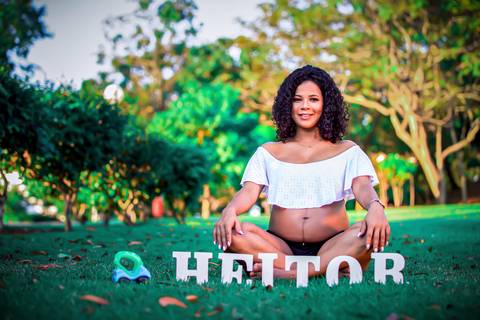 Fotografia de Gestante na Ilha do Frade,  em Vitória,  feita pelo Estúdio JAMC'