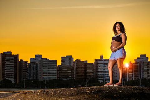 Fotografia de Gestante na Ilha do Frade,  em Vitória,  feita pelo Estúdio JAMC'