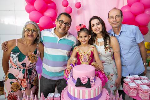 Fotografia do Aniversário da Nicole em Vila Velha , feito pelo Estúdio JAMC.'