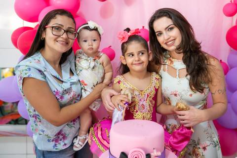 Fotografia do Aniversário da Nicole em Vila Velha , feito pelo Estúdio JAMC.'