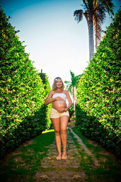 Fotografia de Gestante na Ilha do Frade,  em Vitória,  feita pelo Estúdio JAMC'