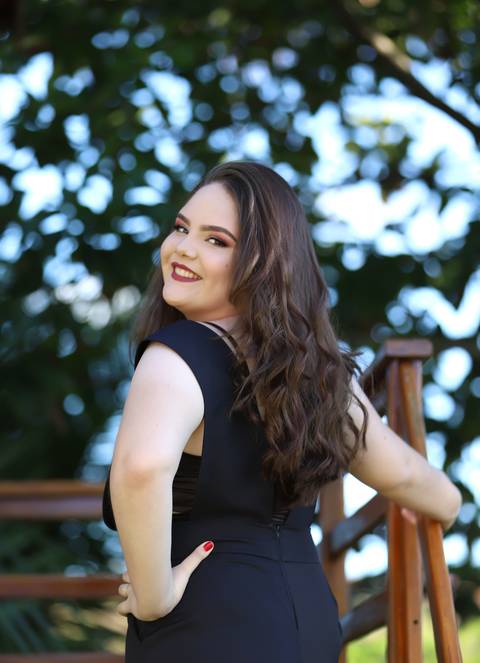 #fotosde15anos 
#ensaiofotográfico15anos
#fotos15anos
#fotografia #ensaio # #fotos #fotografos
#fotografosemsãomiguelRN
#fotoscomfumaçacolorida
#fotoscomchuvinha'