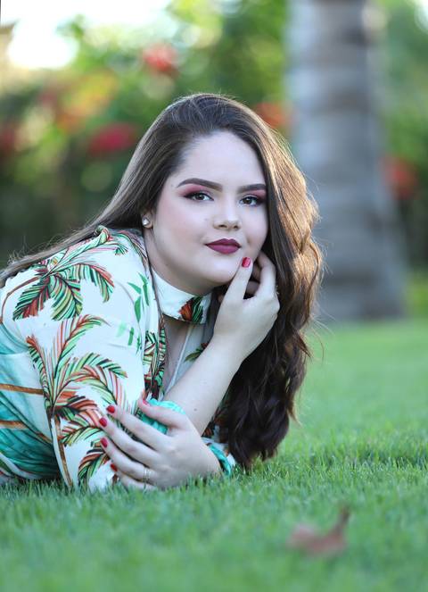 #fotosde15anos 
#ensaiofotográfico15anos
#fotos15anos
#fotografia #ensaio # #fotos #fotografos
#fotografosemsãomiguelRN
#fotoscomfumaçacolorida
#fotoscomchuvinha'