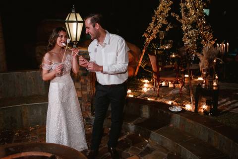 fogueira marshmallow noivos'