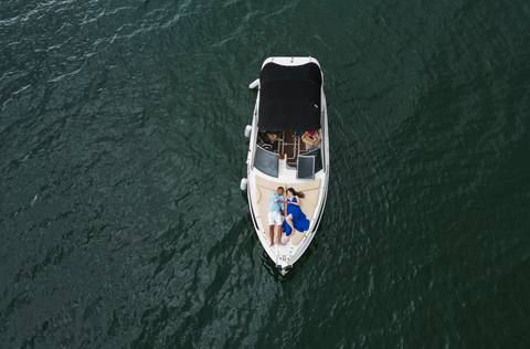 ensaio pre wedding, represa de Miranda, Uberlândia, Solarium Beach Bar, casamento, fotografia de casamento, noiva, noivo, momentos especiais, amor, natureza, cenário romântico, pôr do sol, água, casal, estilo, decoração, fotos ao ar livre, charme, beleza,'