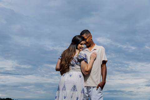 ensaio pre wedding, represa de Miranda, Uberlândia, Solarium Beach Bar, casamento, fotografia de casamento, noiva, noivo, momentos especiais, amor, natureza, cenário romântico, pôr do sol, água, casal, estilo, decoração, fotos ao ar livre, charme, beleza,'