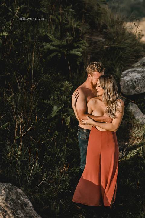 foto sensual de casal, ensaio de noivos sensual, pré wedding sensual, diego campos fotografia de casamento em florianópolis'