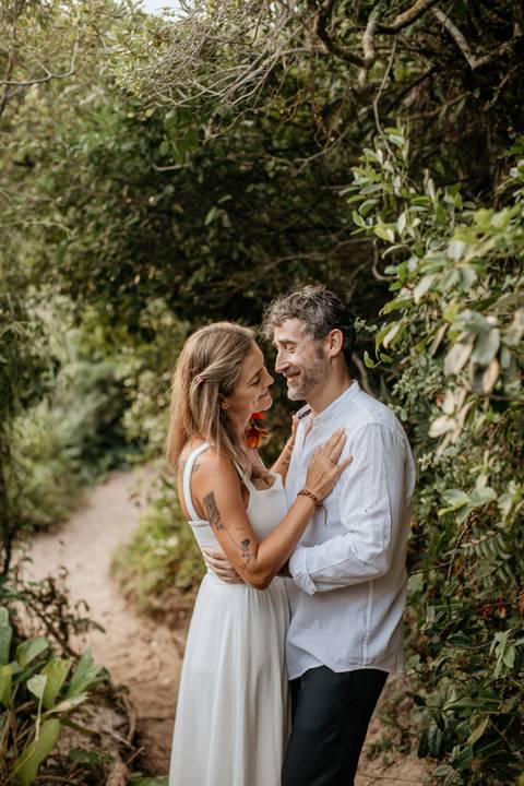casal apaixonado em ensaio fotográfico'