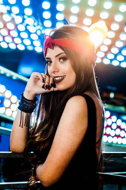 Ensaio No Parque - Victoria Lima 06'