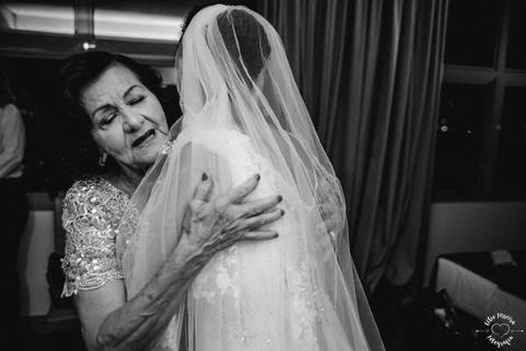 casamento-leandro-e-jaque-fotografia-de-casamento-rj-celio-ferreira-fotografia-celio-ferreira-making-of-noiva-noivos-felizes-momentos-felizes-fotografo-de-familia'