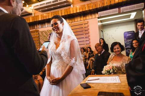 casamento-leandro-e-jaque-fotografia-de-casamento-rj-celio-ferreira-fotografia-celio-ferreira-making-of-noiva-noivos-felizes-momentos-felizes-fotografo-de-familia'