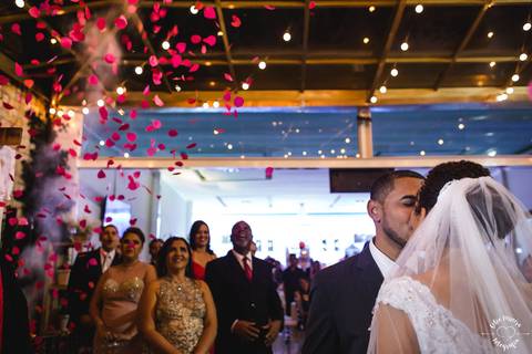 casamento-leandro-e-jaque-fotografia-de-casamento-rj-celio-ferreira-fotografia-celio-ferreira-making-of-noiva-noivos-felizes-momentos-felizes-fotografo-de-familia'