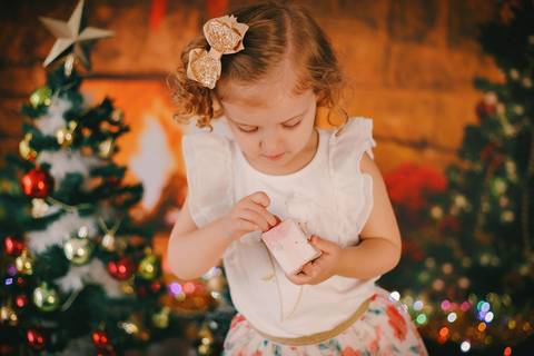 ensaio de natal, sessão de natal, fotos de natal, ensaio fotográfico de natal, natal 2019, fotógrafa de família, onde fazer fotos de natal, fotos de natal zona leste, daniele vidal fotografia, infantil, lembrança de natal, decoração de natal com fotos'