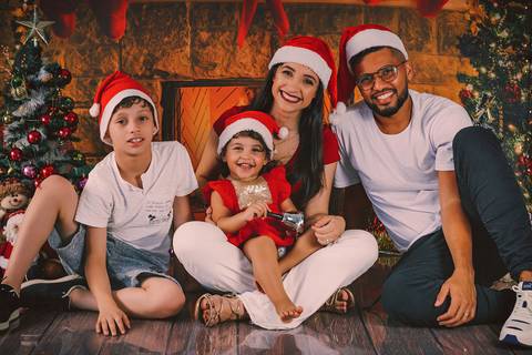 ensaio de natal, sessão de natal, fotos de natal, ensaio fotográfico de natal, natal 2019, fotógrafa de família, onde fazer fotos de natal, fotos de natal zona leste, daniele vidal fotografia, infantil, lembrança de natal, decoração de natal com fotos'
