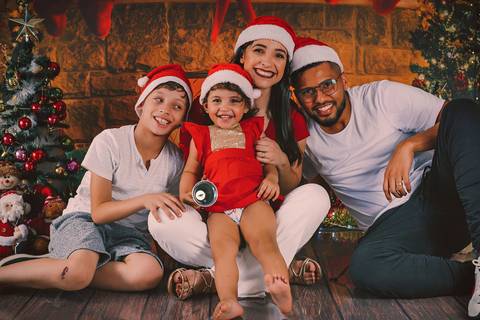 ensaio de natal, sessão de natal, fotos de natal, ensaio fotográfico de natal, natal 2019, fotógrafa de família, onde fazer fotos de natal, fotos de natal zona leste, daniele vidal fotografia, infantil, lembrança de natal, decoração de natal com fotos'