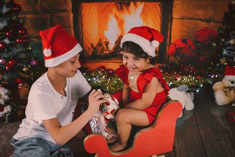 ensaio de natal, sessão de natal, fotos de natal, ensaio fotográfico de natal, natal 2019, fotógrafa de família, onde fazer fotos de natal, fotos de natal zona leste, daniele vidal fotografia, infantil, lembrança de natal, decoração de natal com fotos'